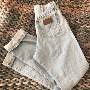 Wrangler slim boot jean